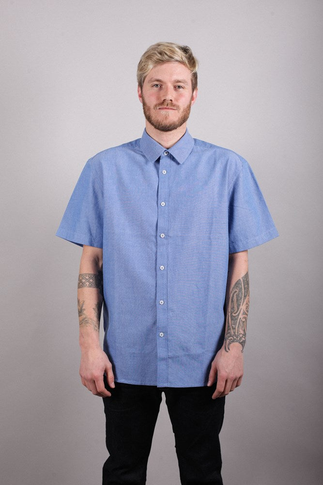 Male model wearing Moana Blue Casual Friday Shirt